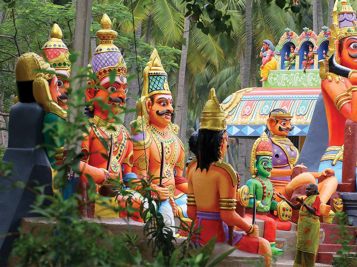 குங்கும அர்ச்சனைக்கு சொல்லவேண்டிய துதி என்ன?