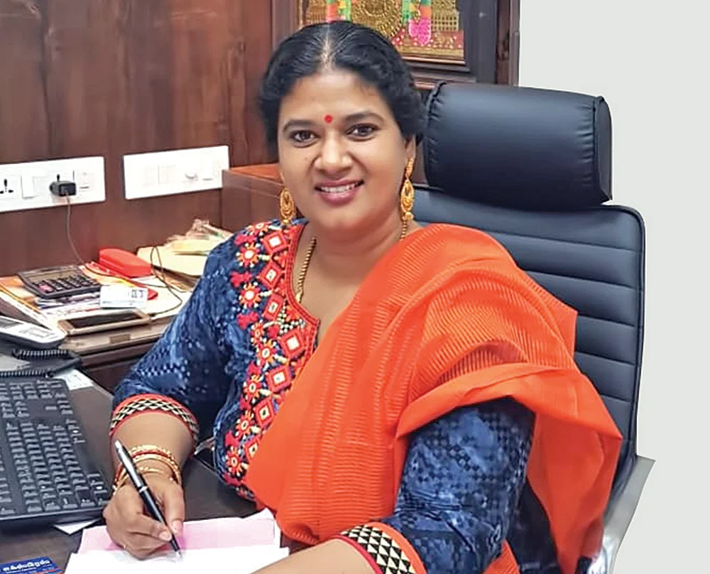 மிஸ்டர் கழுகு: அவப்பெயரை தேடித்தரும் ‘அண்ணா நகர்’ கும்பல்! - எச்சரிக்கையாக இருப்பாரா ஸ்டாலின்?
