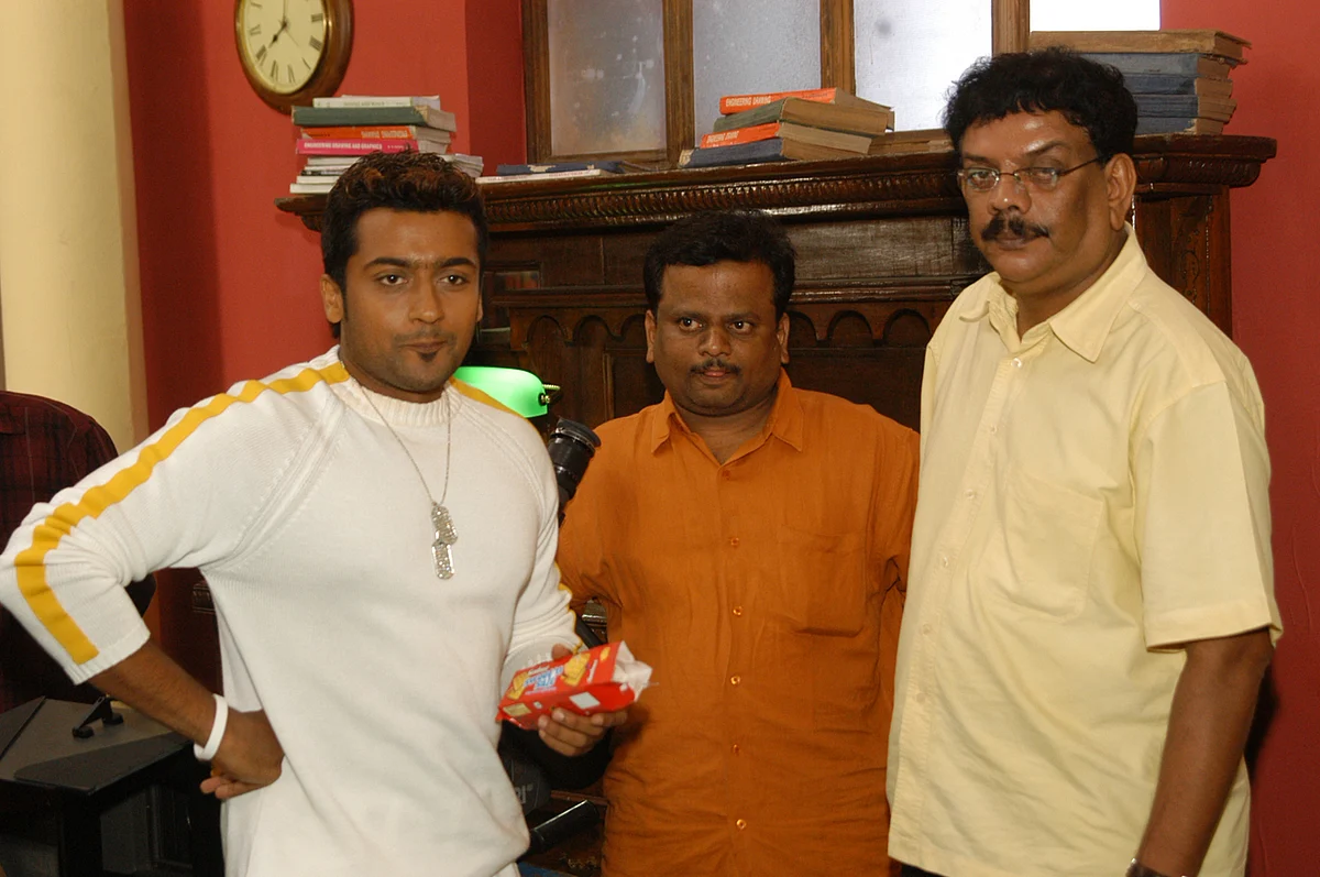 சூர்யா, ப்ரியதர்ஷுடன் கே.வி.ஆனந்த்