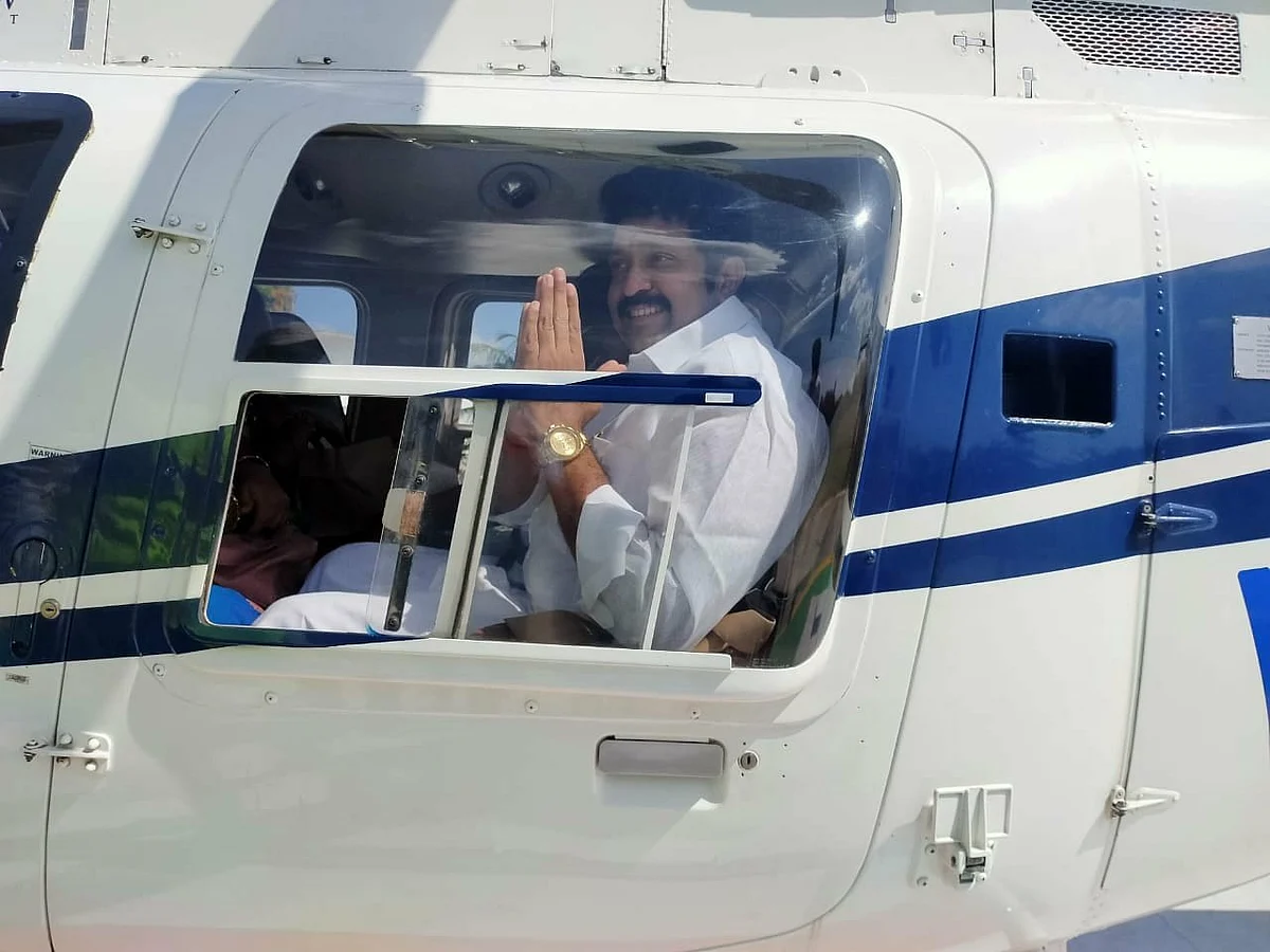 கோவை: அன்று ஹெலிகாப்டரில் சென்று யாகம் நடத்திய அதிமுக விசுவாசி இன்று திமுக-வில் இணைந்தார்!