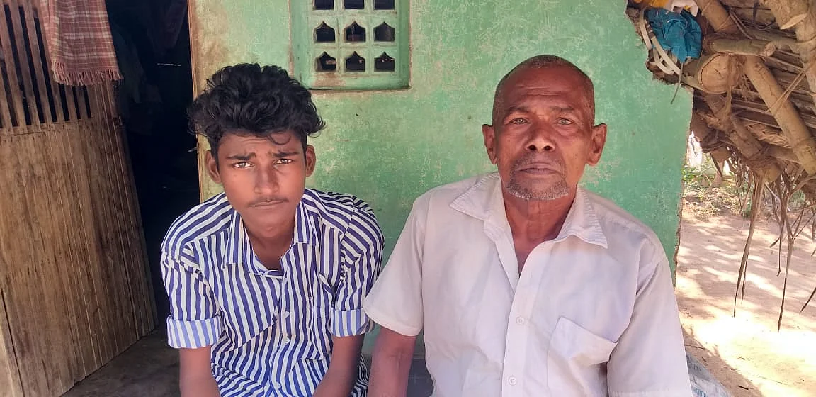 பேரப்பிள்ளையுடன் சுப்ரமணியன்