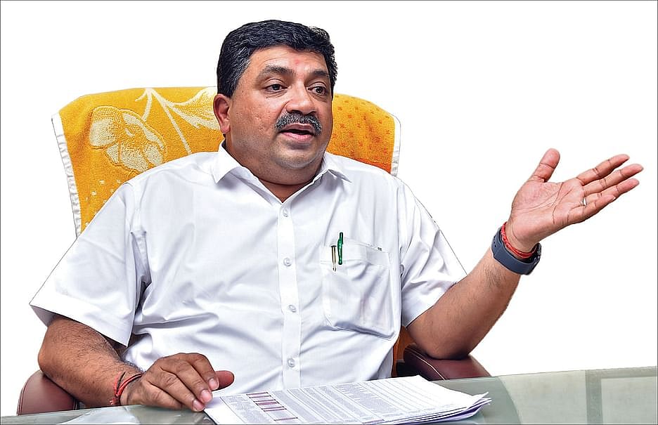 நிதி அமைச்சர் பி.டி.ஆர். பழனிவேல் தியாகராஜன்