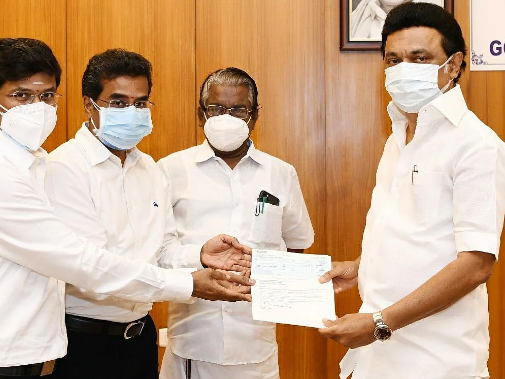 அவசர காலகட்டத்தில் உதவிக்கரம் நீட்டும் ஜி.ஆர்.டி ஜூவல்லர்ஸ்!
