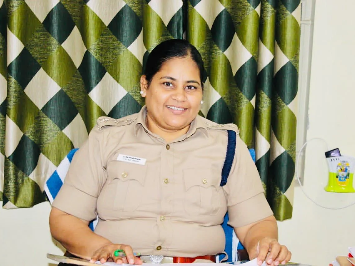 உதவி ஆணையர் லில்லி கிரேஸ்