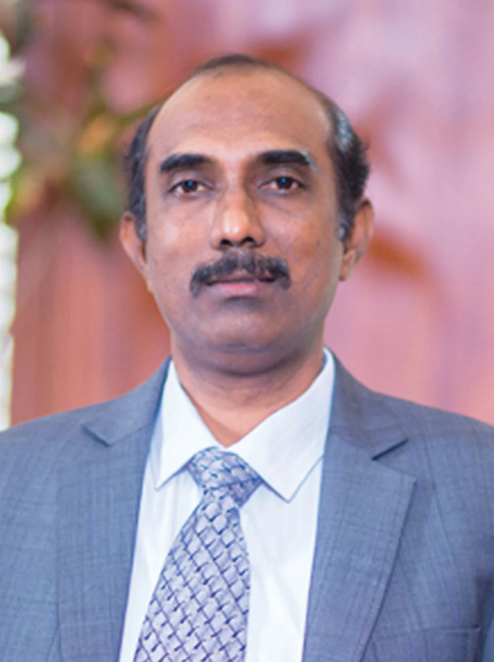 ஷேர்லக்: ரிசர்வ் வங்கி சலுகைகள்... கவனிக்க வேண்டிய
பங்குகள்..! வழிகாட்டும் முதலீட்டு ஆலோசனை...