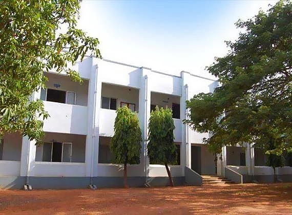 பூண்டி புஷ்பம் கல்லூரி