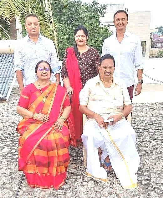 குடும்பத்துடன் காந்தி