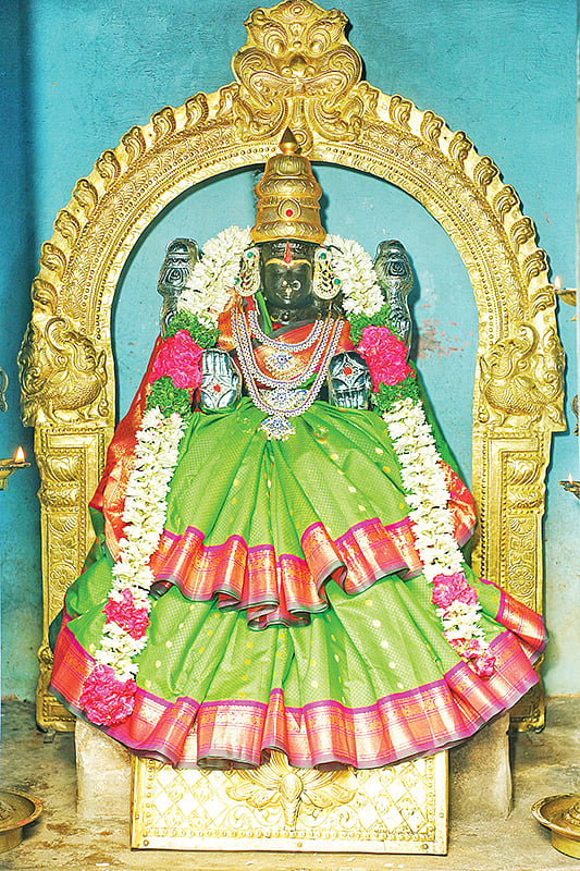 ஆட்சிப்பாக்கம் 
ஶ்ரீபெருந்தேவித் தாயார்