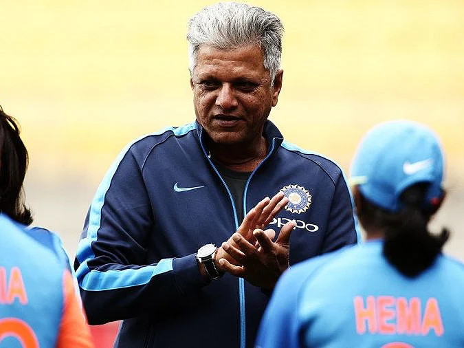இந்திய மகளிர் கிரிக்கெட் அணியின் பயிற்சியாளர் W.V.ராமன் ஏன் மாற்றப்பட்டார், பிரச்னை எங்கே?