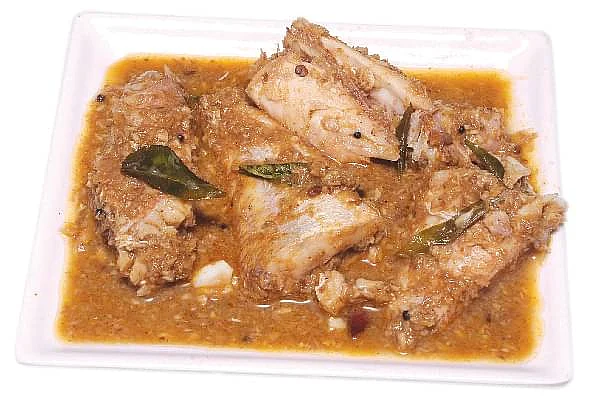 சட்டு புட்டு மீன் குழம்பு
