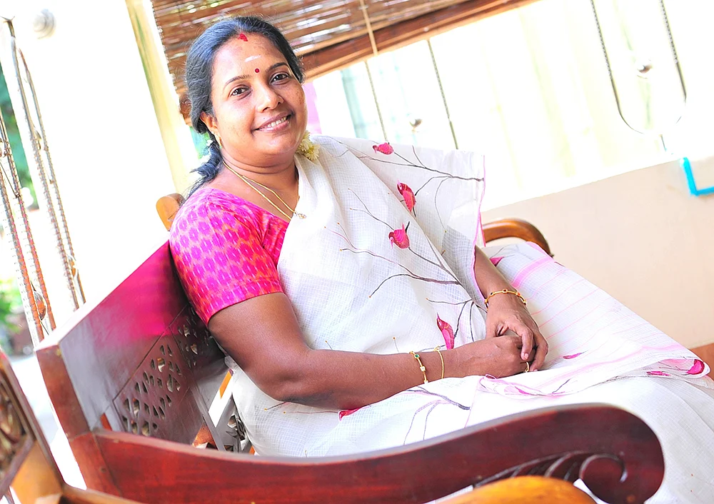 “ஒரே ஒரு பாடலில் முன்னேறுவது போன்றதல்ல அரசியல்!” - கமலுக்கு வானதி அட்வைஸ்