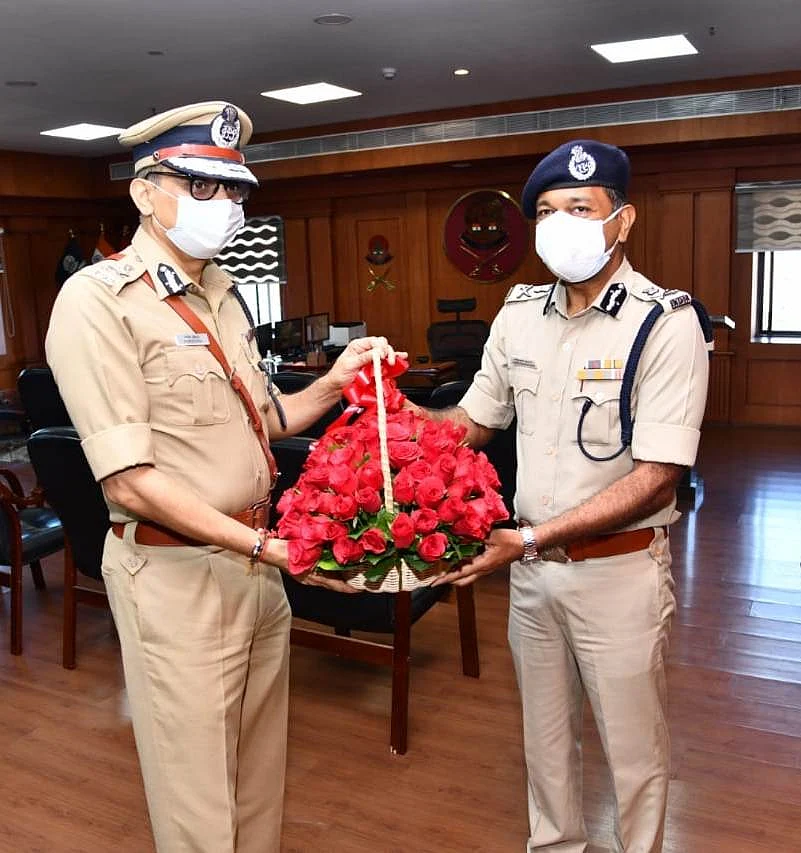 மகேஷ்குமார் அகர்வால் ஐபிஎஸ், சங்கர் ஜிவால் ஐபிஎஸ்