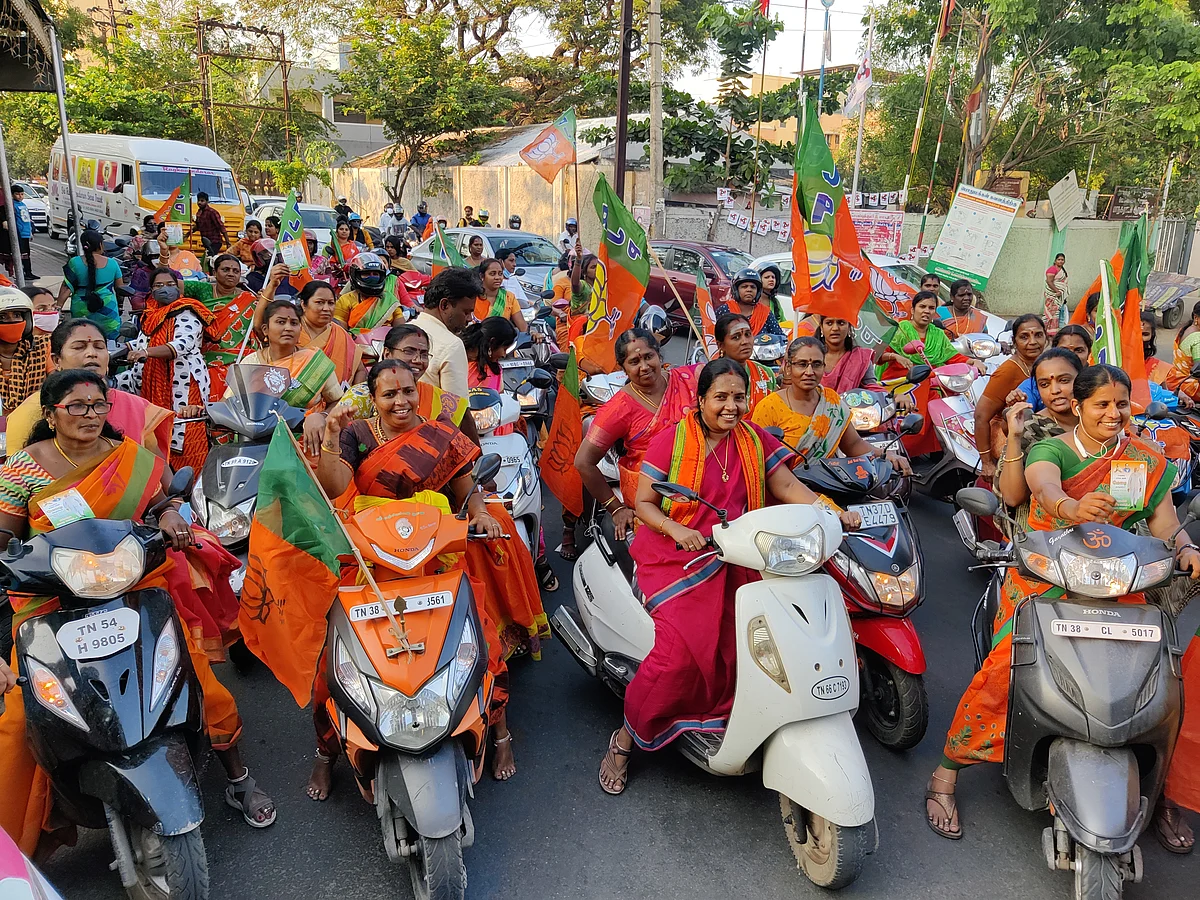 வானதி