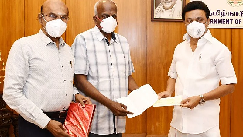 ஹட்சன் அக்ரோ நிறுவனம் நிதியுதவி