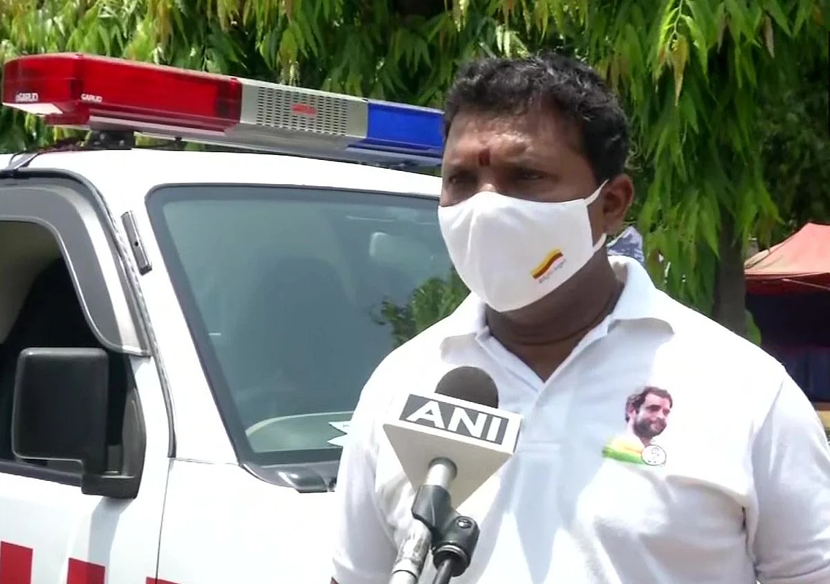 டெல்லி: கொரோனா நோயாளிகளுக்கு உதவி; காங்கிரஸ் இளைஞரணித் தலைவரை விசாரித்த போலீஸார்! - நடந்தது என்ன?