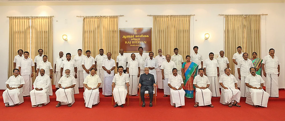 அமைச்சர்கள் பட்டியல்... அடேங்கப்பா பின்னணி!