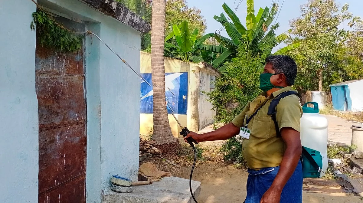 தூய்மைப் பணியில் அய்யாதுரை