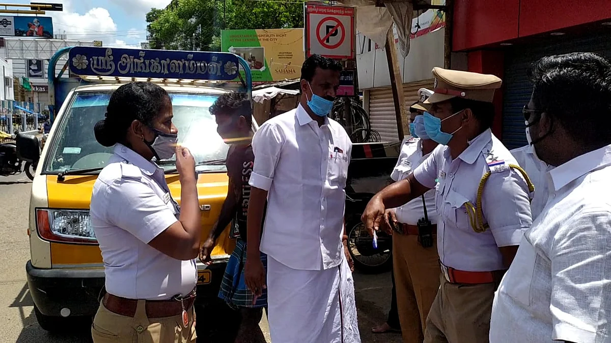 போக்குவரத்து போலீஸ்