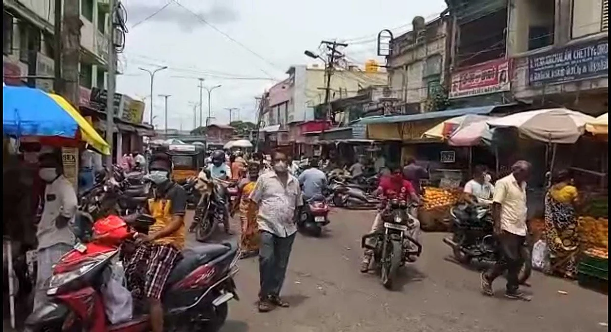மக்கள் கூட்டம்