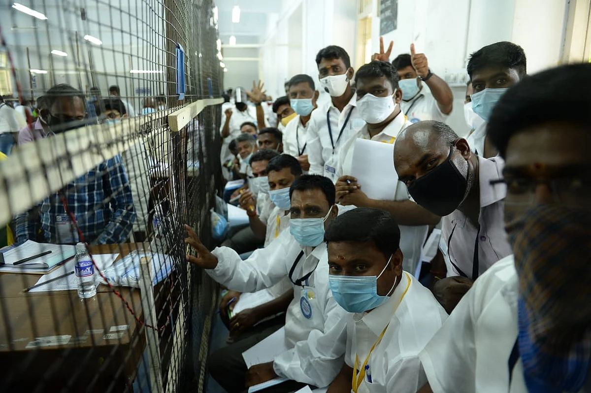 வாக்கு எண்ணும் மையம்