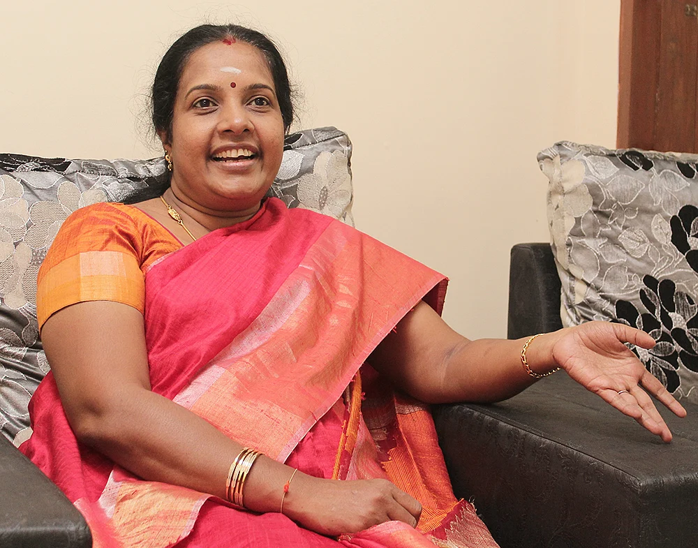 “ஒரே ஒரு பாடலில் முன்னேறுவது போன்றதல்ல அரசியல்!” - கமலுக்கு வானதி அட்வைஸ்