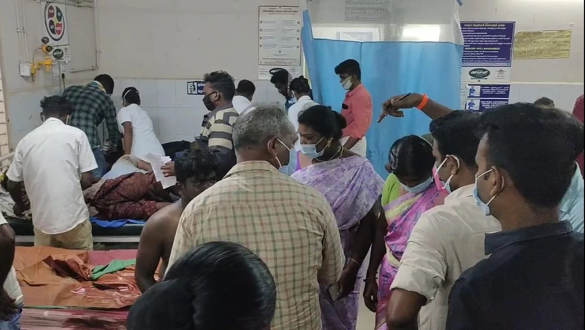 சிகிச்சை பெற்றுவரும் கங்காதரன்