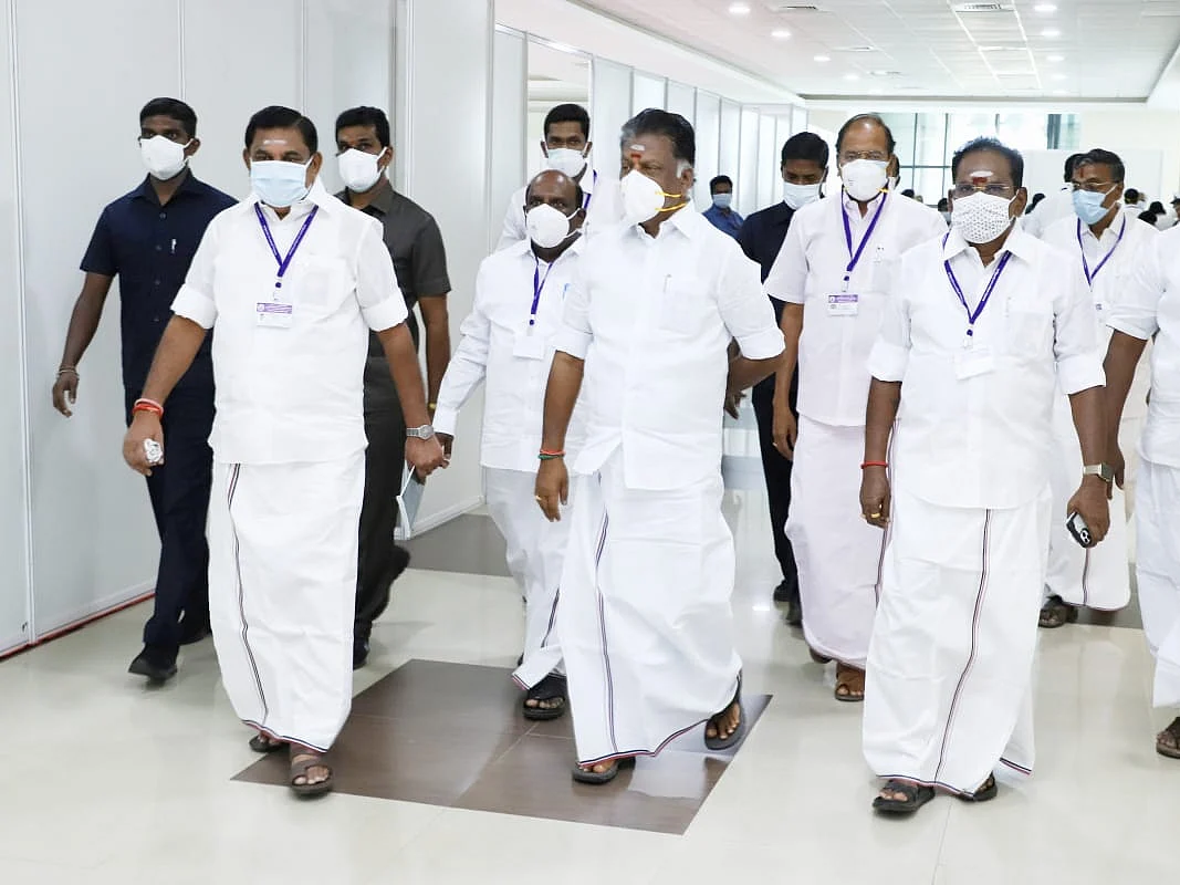 `நீட் தேர்வை ரத்துசெய்வோம் என்றார்கள், இன்று?!’-ஆளுநர் உரையில் இடம்பெறாதவற்றைப் பட்டியலிட்ட பழனிசாமி