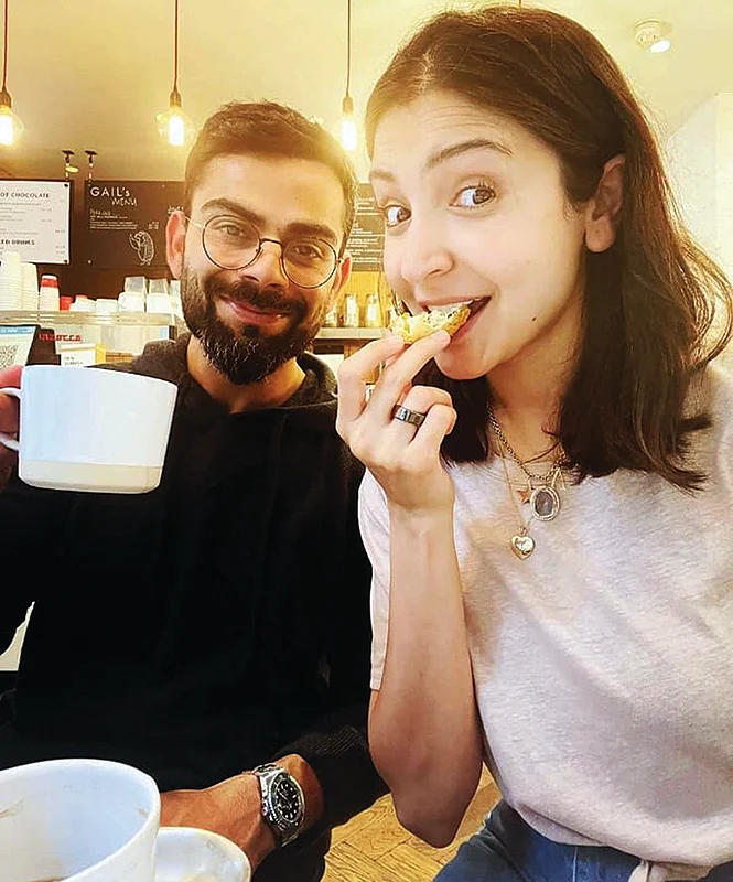 Anushka!: நீ பாதி நான் பாதி கண்ணே!