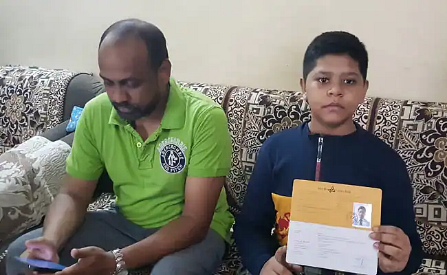 சான்றிதழுடன் வேதாந்த்
