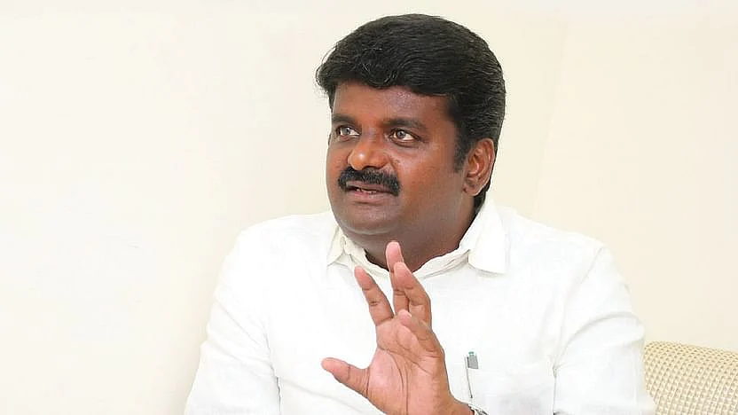 எம்.எல்.ஏ விஜயபாஸ்கர்