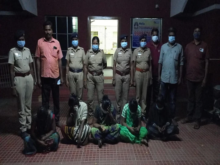 நேற்று இரவு கைது செய்யப்பட்ட 5 நபர்கள்