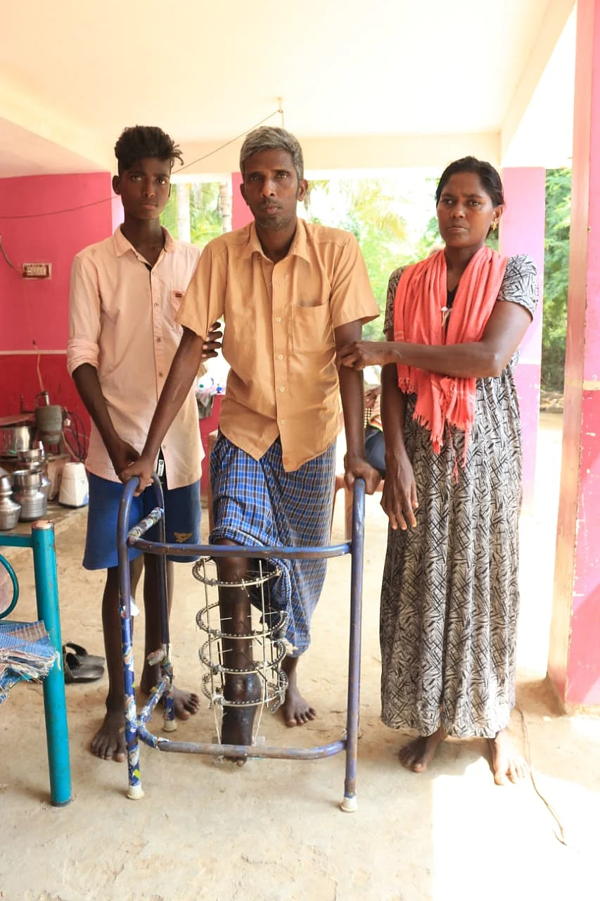 சிகிச்சை முடிவதற்கு முன்பே வீட்டில் சோமசுந்தரம்