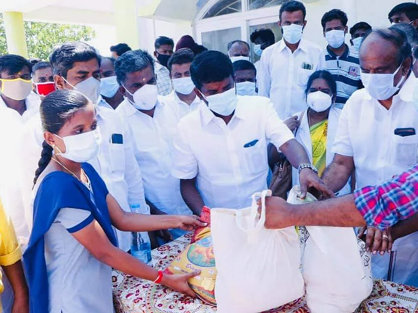 `வேகமா நடந்தா மூச்சு வாங்குது' கொரோனா பாதிப்பு அனுபவத்தைக் கூறி அறிவுரை செய்த எம்எல்ஏ விஜயபாஸ்கர்