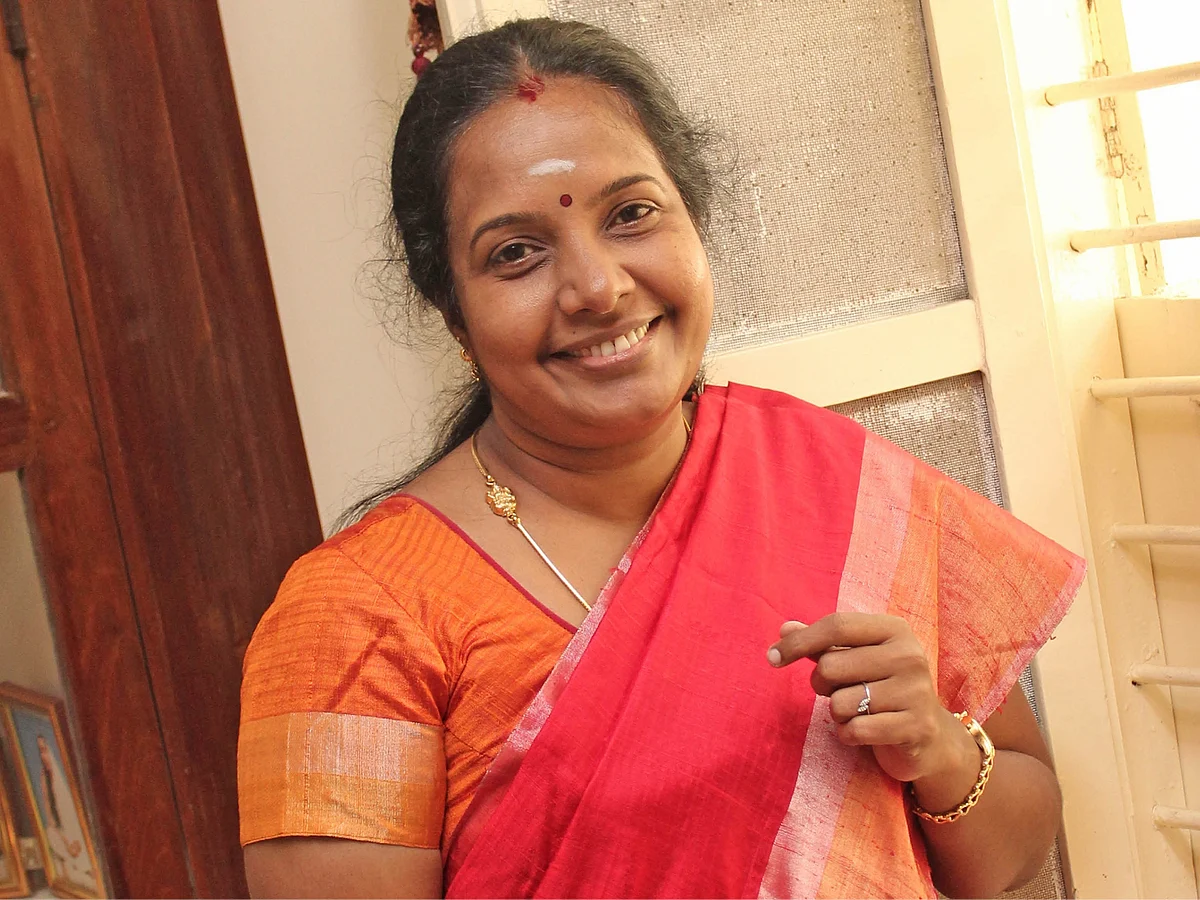 `நான் ட்வீட் போட்ட அடுத்த நாள், வலிமை அப்டேட் வந்துவிட்டதே..!’ - வானதி சீனிவாசன் #Exclusive