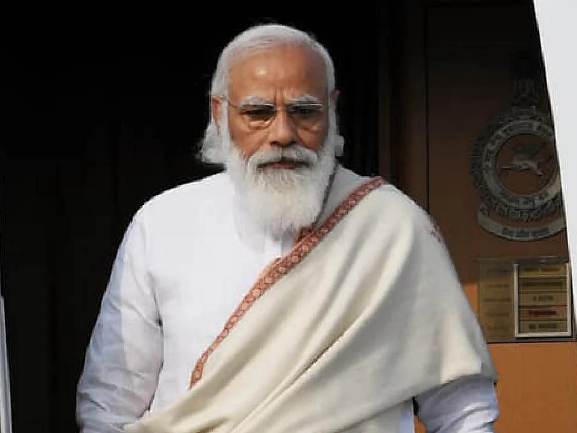 `யோகிக்கு செக் வைக்கும் மோடி' - உத்தரப்பிரதேச தேர்தல் களத்தில் மோடியின் தளபதி!