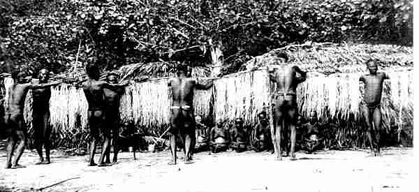 1906-ம் ஆண்டு எடுக்கப்பட்ட ஓங்கே பழங்குடிகளின் புகைப்படம்