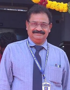 விஜயகுமார்- டீன், திண்டுக்கல் அரசு மருத்துவமனை