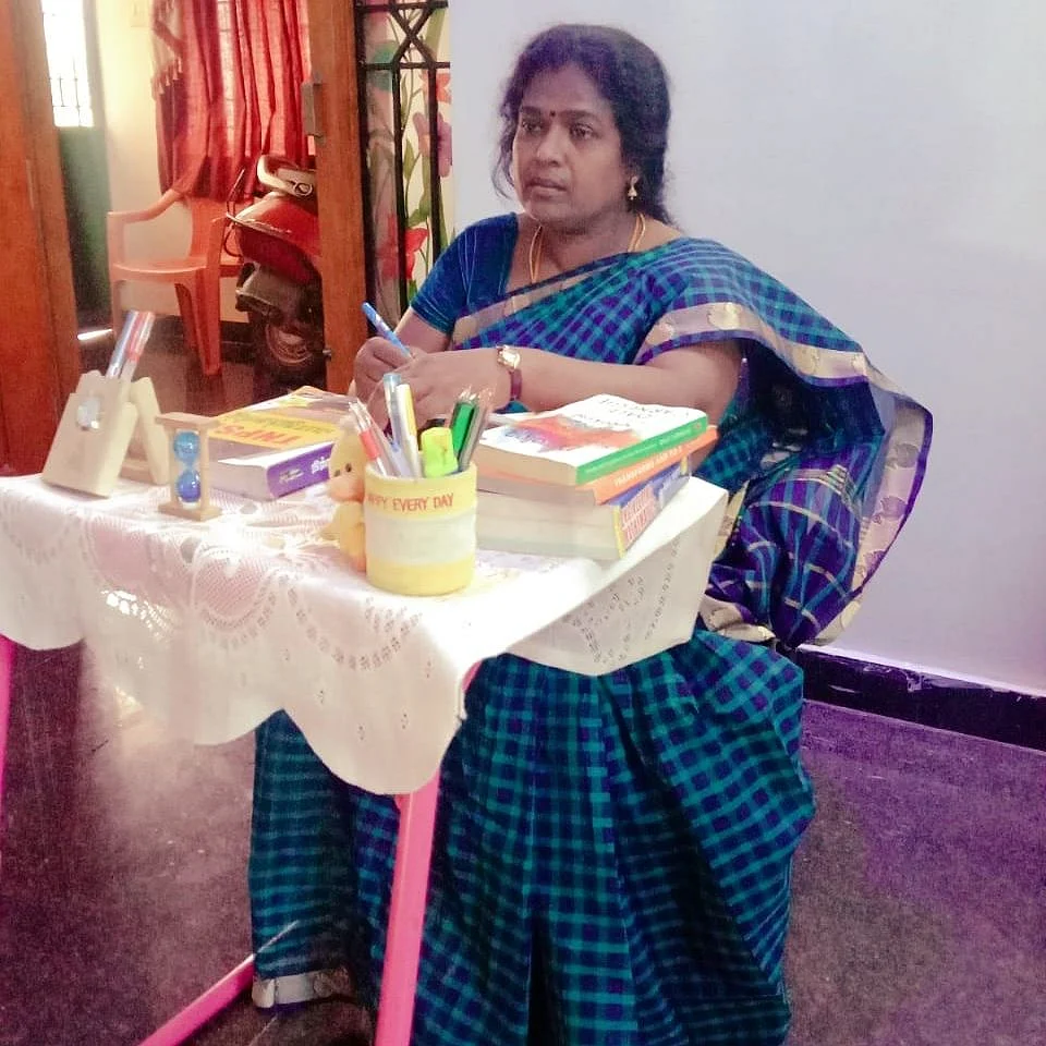 ஆசிரியை முருகேஷ்வரி
