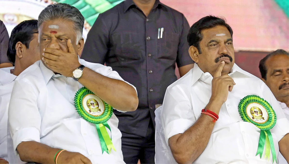 ஓ.பன்னீர்செல்வம் - எடப்பாடி பழனிசாமி