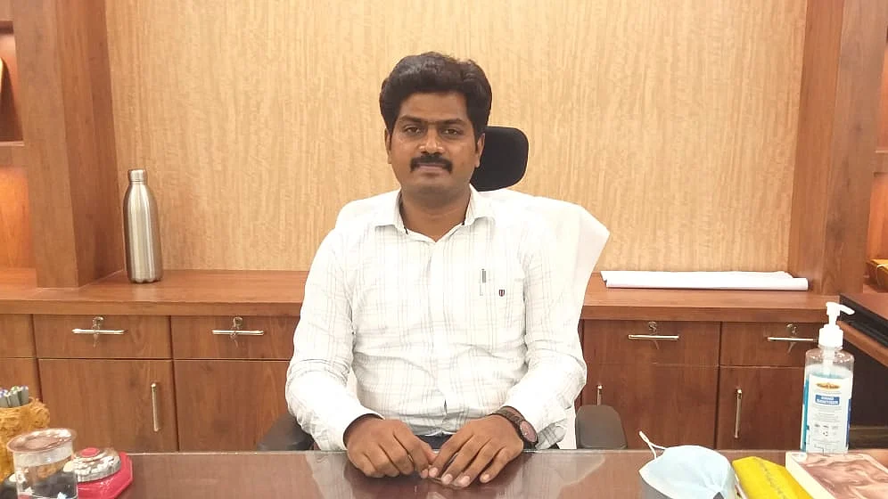 சப் கலெக்டர் பாலச்சந்திரன்