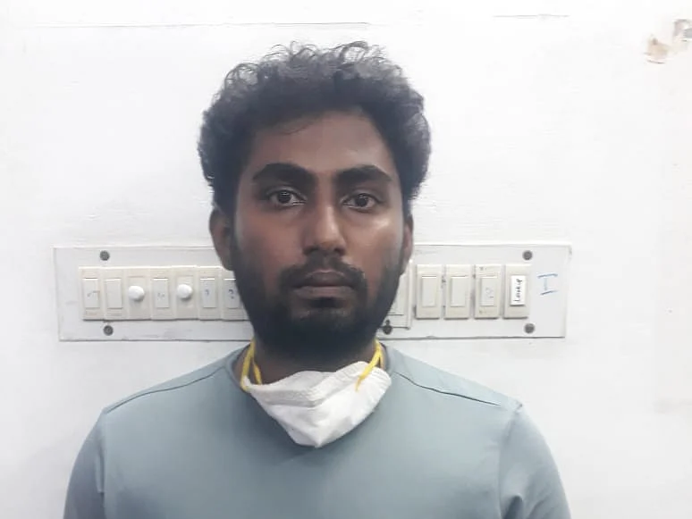 சென்னை: காரில் எம்.பி வாகன பாஸ்; போலீஸிடம் தப்பிக்க துணை கலெக்டர்! - யார் இந்த இளைஞர்?