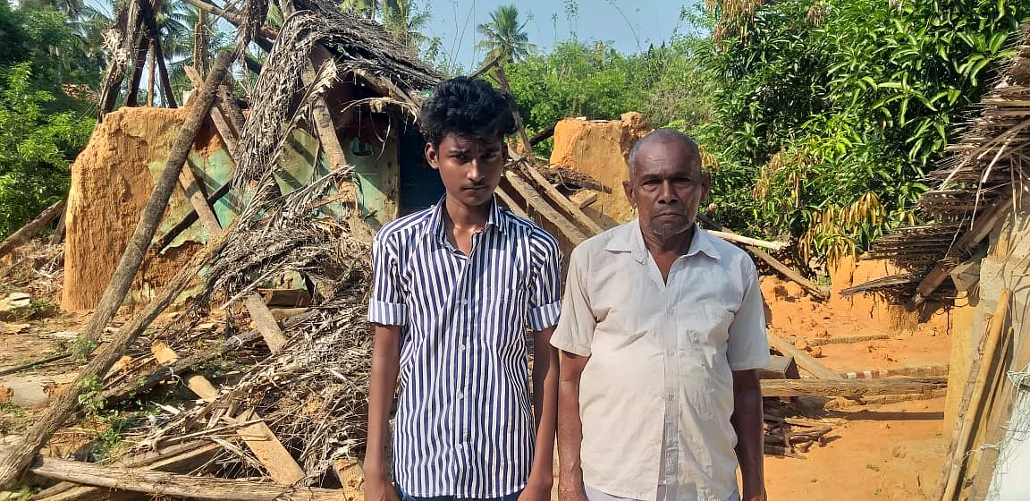 பேரன் சக்திவேலுடன் சுப்ரமணியன்