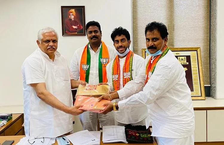 பா.ஜ.க எம்.எல்.ஏ-க்கள் கல்யாணசுந்தரம், ரிச்சர்டு, ஜான்குமார்