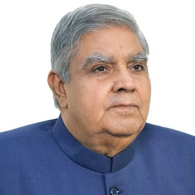 பா.ஜ.க-வை அலறவிடும் மம்தா ! அவருக்கு மட்டும் எப்படி சாத்தியமாகிறது?!|Article about how mamta banerjee conquer in West Bengal Election 2 ஜகதீப் தங்கர்