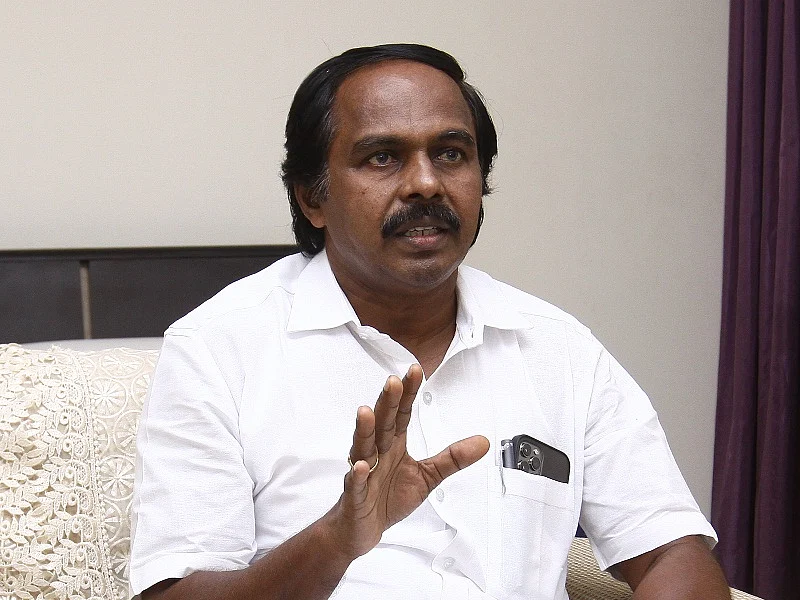 ''ஈழப் போராட்ட வரலாற்றைக் கொச்சைப்படுத்தக் கூடாது!'' - சொல்கிறார் அமைச்சர் மனோ தங்கராஜ்