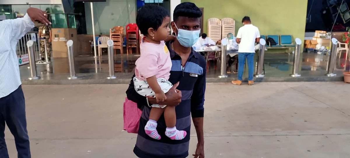 துபாயிலிருந்து வந்த குழந்தை