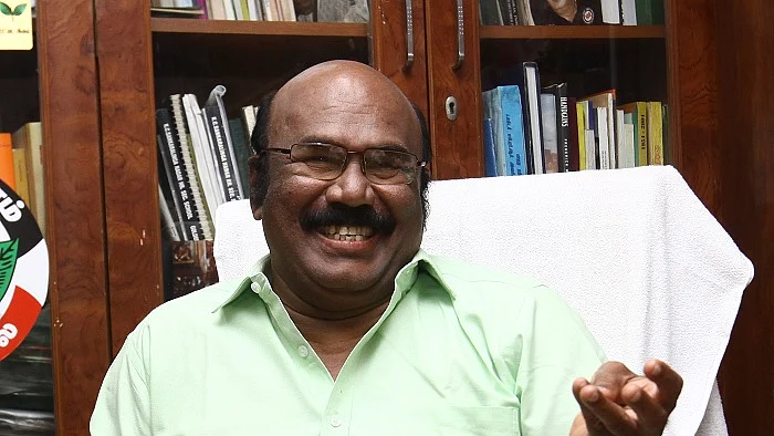 ஜெயக்குமார்