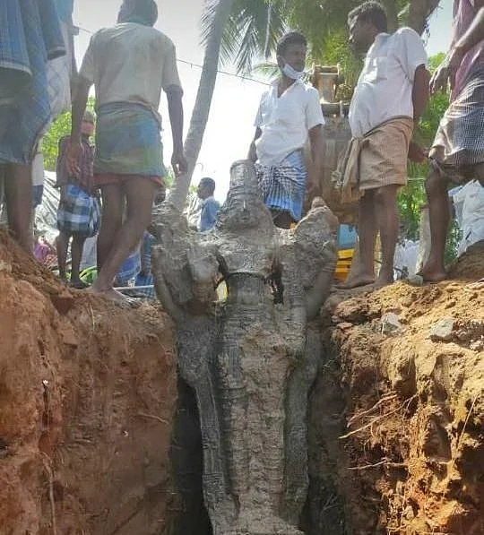 விஷ்ணு சிலை