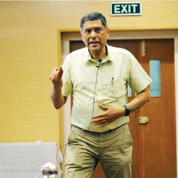 அரவிந்த் சுப்பிரமணியன்