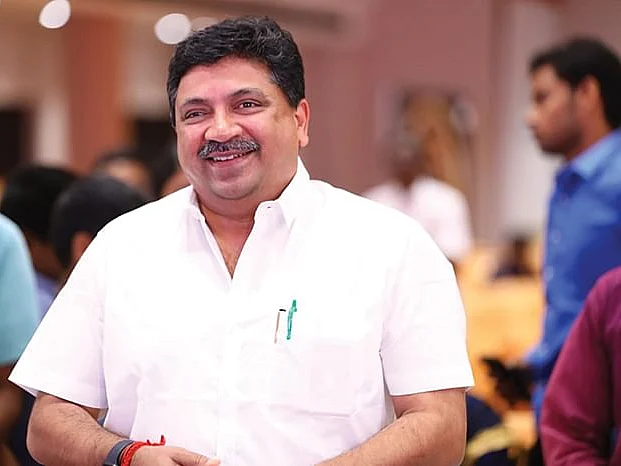 `மாநில அரசு பெட்ரோல், டீசல் விலையைக் குறைப்பது தற்போது சாத்தியமில்லை’ - பி.டி.ஆர் சொன்னது சரியா?